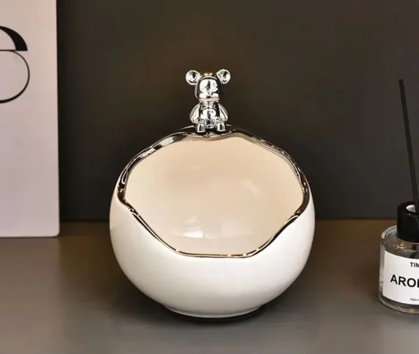 Ceramic Bear Tray Statue Accessory Storage Key Holder Candy Bowl Jewelry Earrings Suitable for Home Modern Table Office Decor